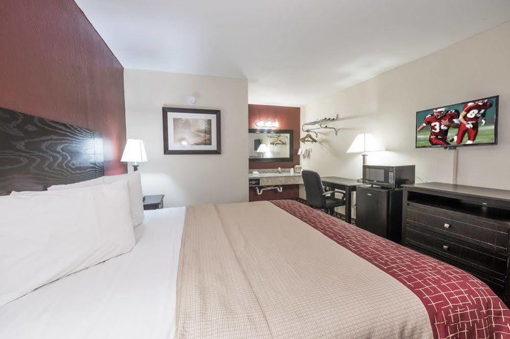 Red Roof Inn Mobile - Midtown Kültér fotó